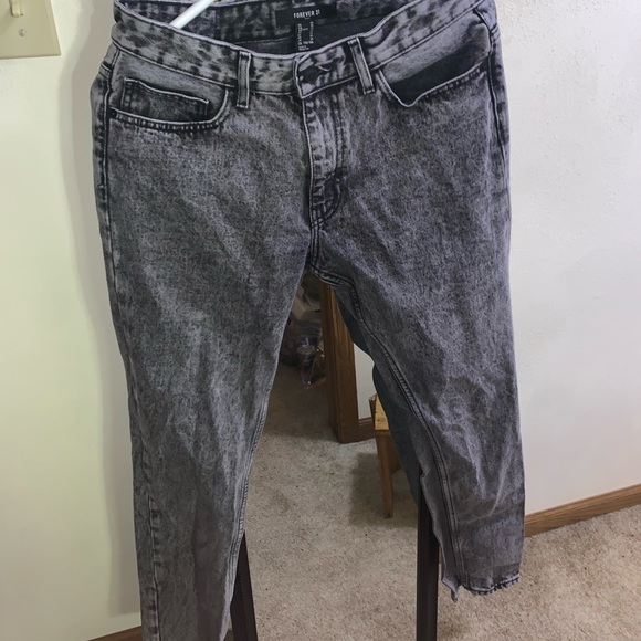 Forever 21 men’s jeans - Picture 1 of 4